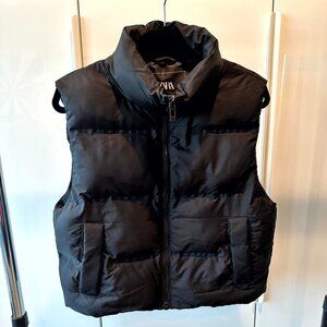 Zara Cropped Puffer Vest - Size Small
